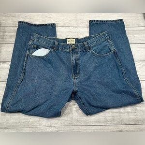 Red Head Mens Jeans 42x30 Med Wash Great
Shape Straight Leg